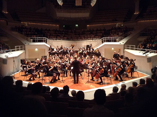 Das Jugendorchester in der Berliner Philharmonie
